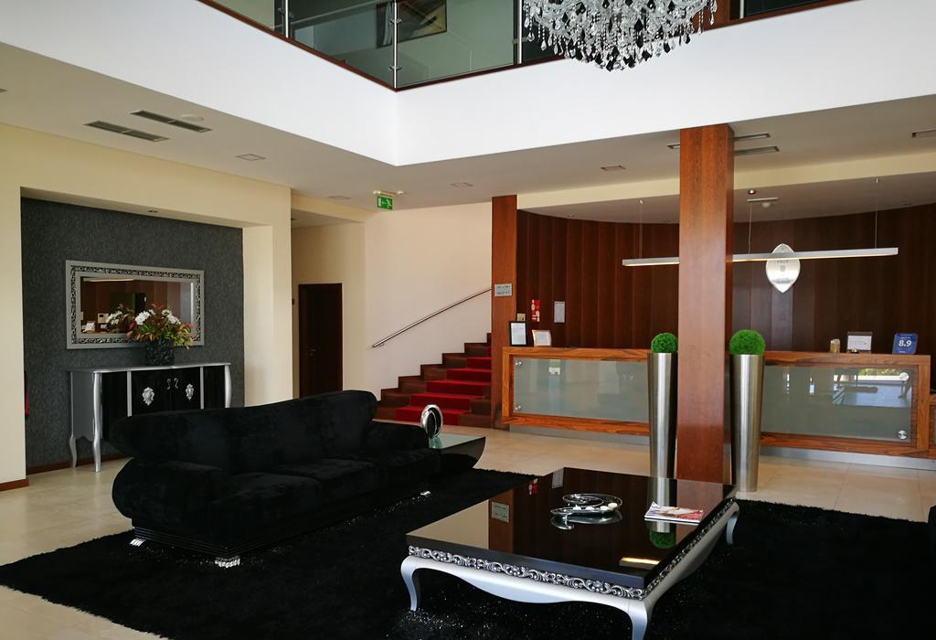 Hotel Do Vale อากิอาร์ ดาเบย์รา ภายนอก รูปภาพ