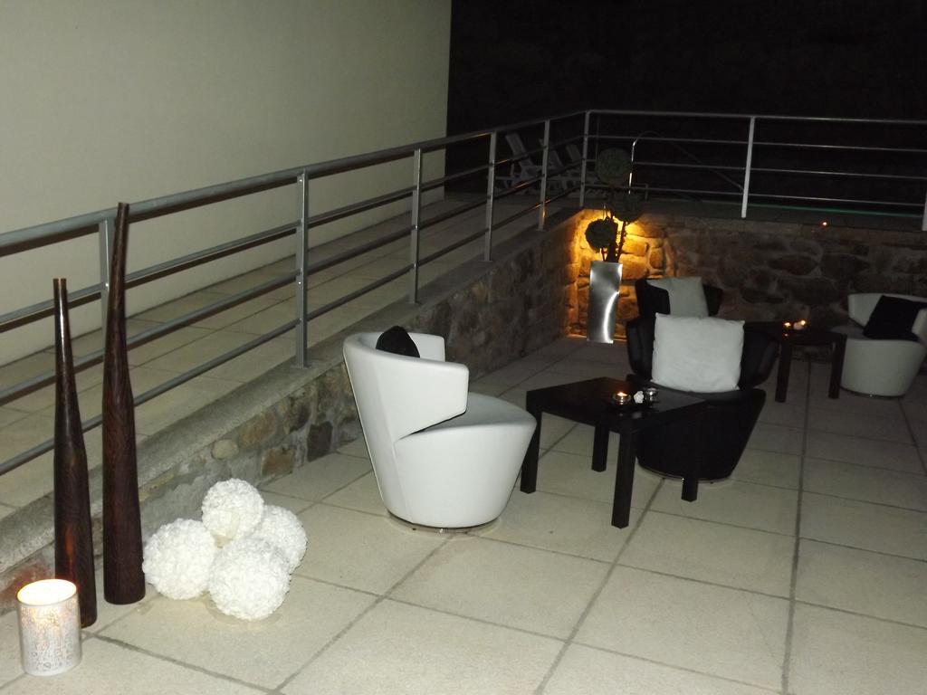Hotel Do Vale อากิอาร์ ดาเบย์รา ภายนอก รูปภาพ