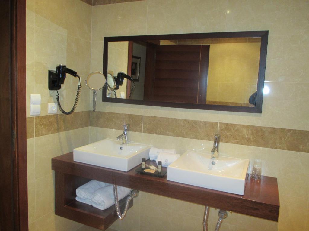 Hotel Do Vale อากิอาร์ ดาเบย์รา ห้อง รูปภาพ