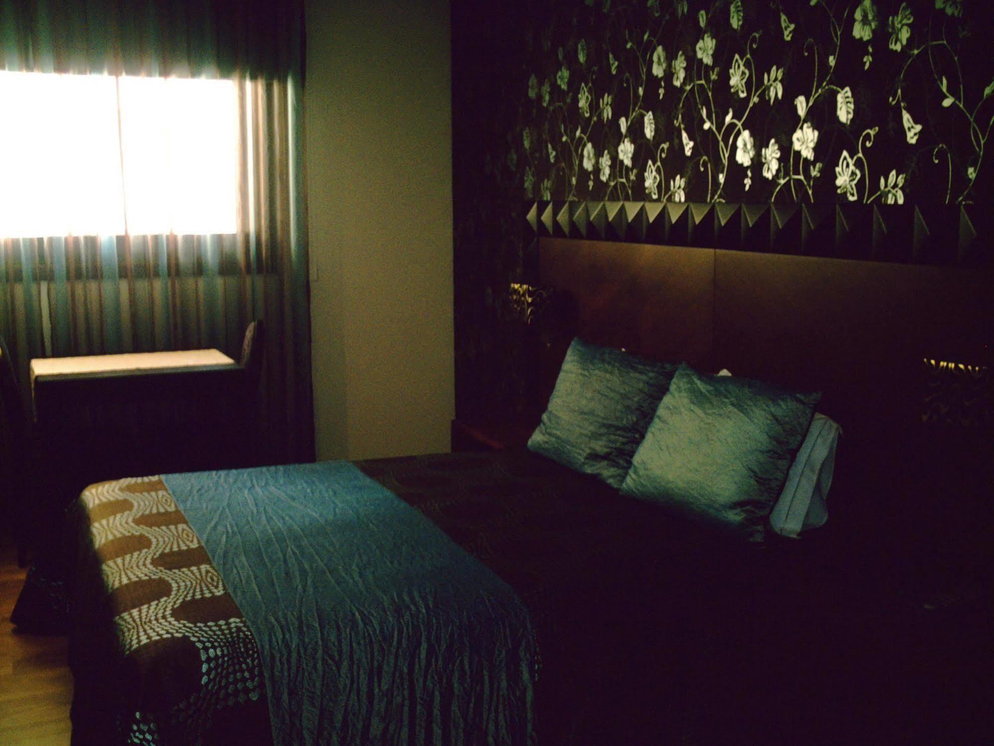 Hotel Do Vale อากิอาร์ ดาเบย์รา ภายนอก รูปภาพ